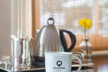 酒店 Quarters
