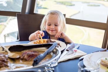 Ramada Hotel & Suites By Wyndham Noumea