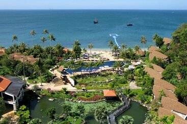هتل Rawi Warin Resort And Spa   Sha Extra Plus