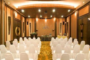 هتل Rawi Warin Resort And Spa   Sha Extra Plus