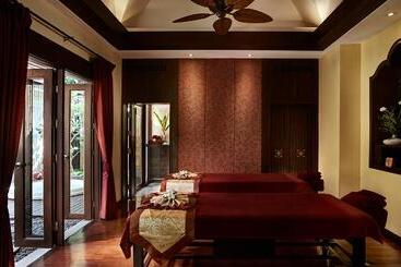 هتل Rawi Warin Resort And Spa Sha Extra Plus