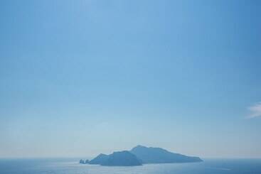 هتل Relais Blu