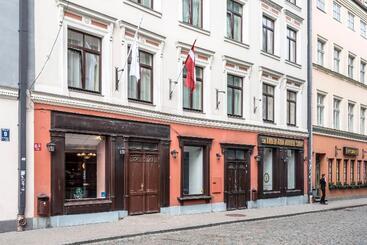 هتل Rija Domus