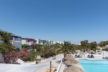 هتل Rivari Santorini