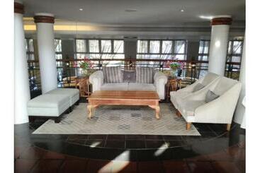 Otel The Riverside