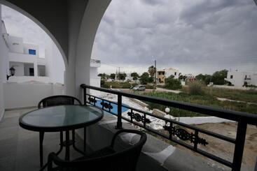 هتل Sunny Beach Studios