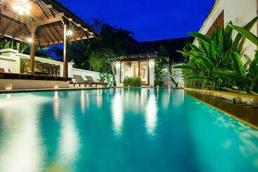 هتل The Hotspring Beach Resort & Spa   Sha Extra Plus