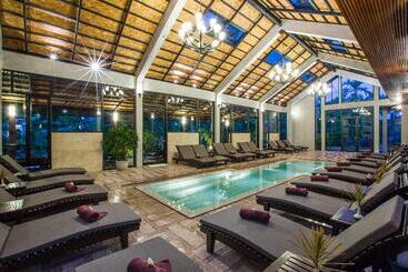 هتل The Hotspring Beach Resort & Spa   Sha Extra Plus