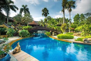 هتل The Hotspring Beach Resort & Spa   Sha Extra Plus