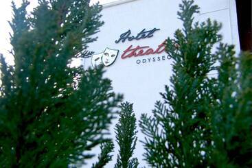 Theatro Hotel Odysseon