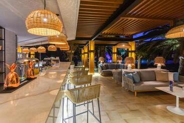 Oceana Hotel & Spa Focussed Adults