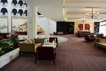 Oceana Hotel & Spa Focussed Adults