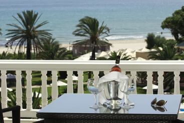 Oceana Hotel & Spa Focussed Adults