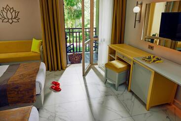 هتل Tui Magic Life Belek