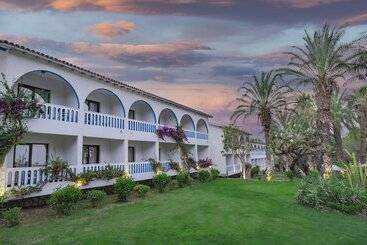 هتل Utopia Beach Club