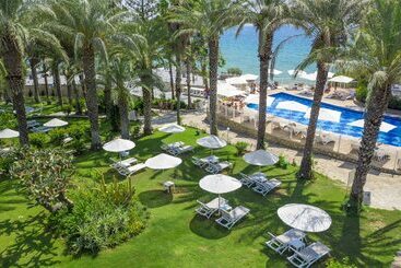 هتل Utopia Beach Club