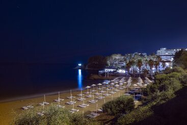 هتل Utopia Beach Club