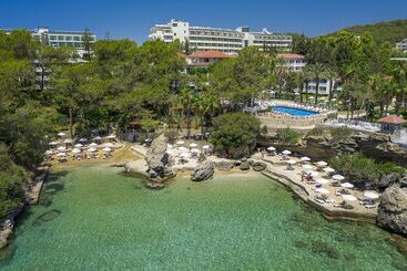 هتل Utopia Beach Club