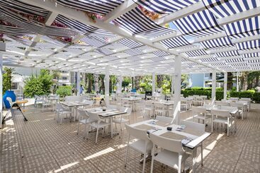هتل Utopia Resort & Residence
