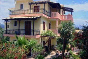 Philippos Hotel Apartments