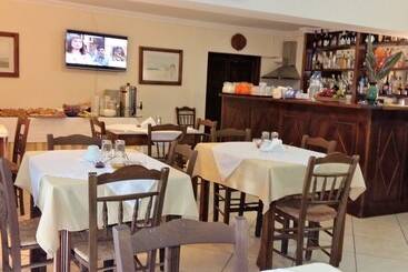 Philippos Hotel Apartments