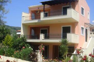 Philippos Hotel Apartments
