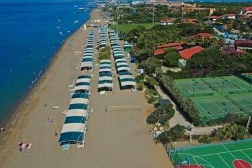 Belconti Resort