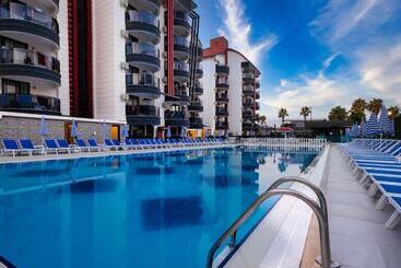 هتل Grand Uysal Beach & Spa