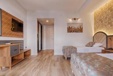 هتل Grand Uysal Beach & Spa
