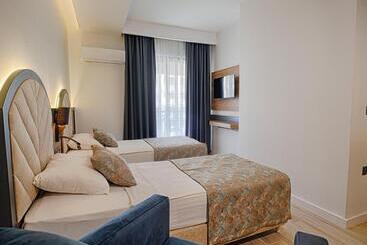 هتل Grand Uysal Beach & Spa