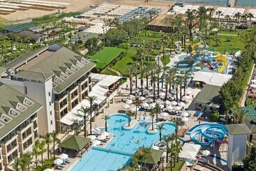 هتل Dobedan Beach Resort Comfort