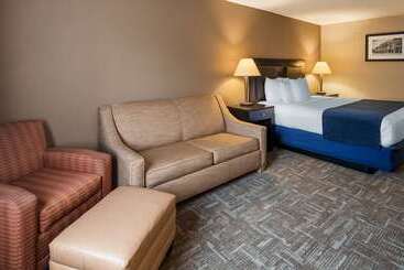هتل Best Western Greenfield Inn