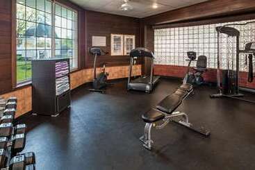 هتل Best Western Greenfield Inn