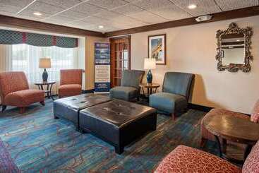 هتل Best Western Greenfield Inn