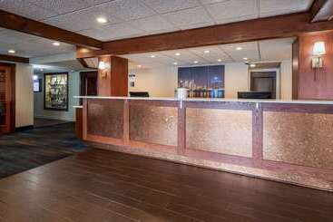 هتل Best Western Greenfield Inn