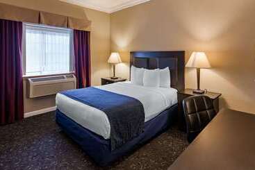 هتل Best Western Greenfield Inn