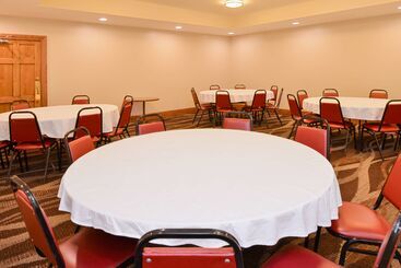 هتل Best Western Greenfield Inn