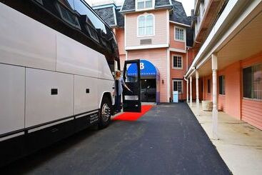هتل Best Western Greenfield Inn