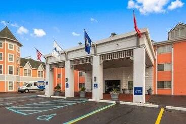هتل Best Western Greenfield Inn