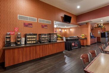 هتل Best Western Plus Stovall S Inn