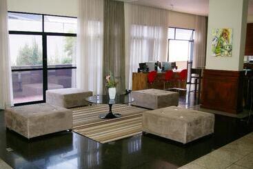 هتل Blue Tree Towers Batel Curitiba