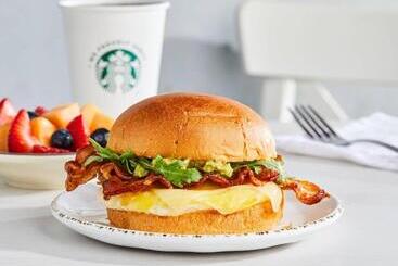 هتل Courtyard By Marriott Boston Brookline