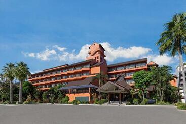 هتل Courtyard By Marriott Phuket, Patong Beach Resort