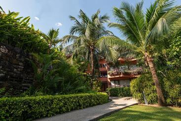 هتل Courtyard By Marriott Phuket, Patong Beach Resort