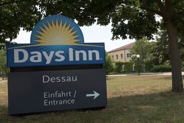 ホテル Days Inn By Wyndham Dessau