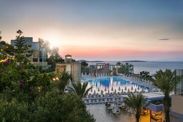 هتل Duja Bodrum