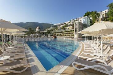 هتل Duja Bodrum