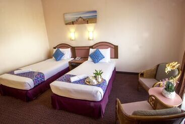 هتل Grand Continental Langkawi