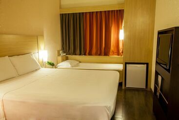 هتل Ibis Manaus Distrito Industrial