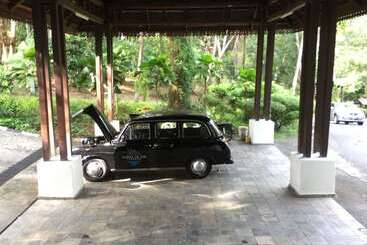 هتل Kampung Tok Senik Resort